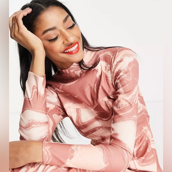 Swirl Print maxi dress - Picture 4 of 11